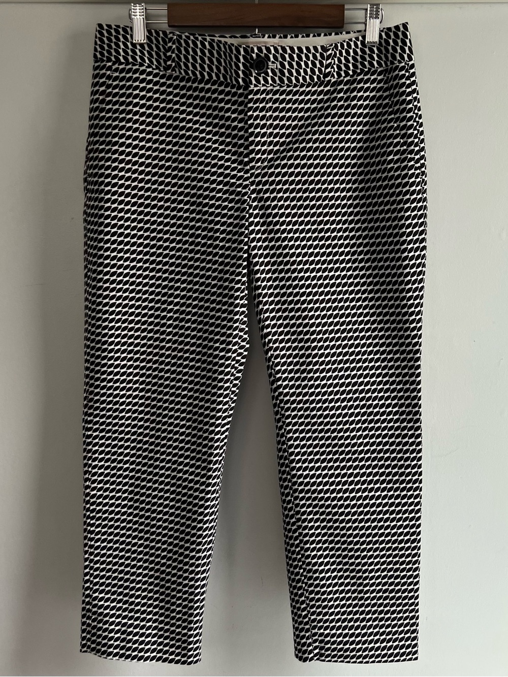 Banana Republic Women’s Size 8 Hampton Crop Pant Black White Geometric Low Rise